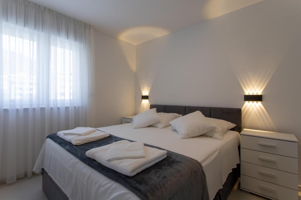 Luxury Apartment Magdalena Трогір Екстер'єр фото